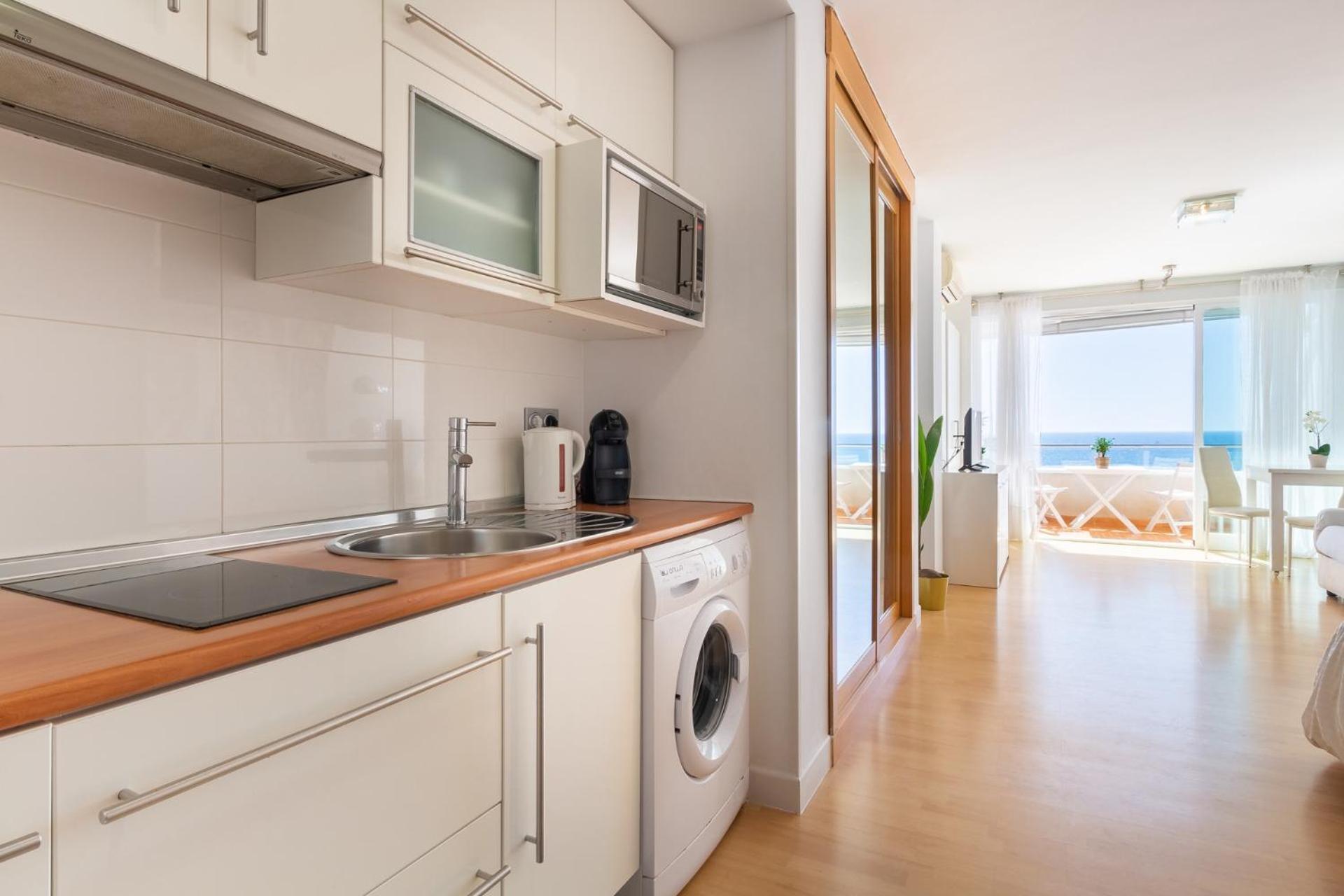Roca Chica - Parking - Frente Playa - Terraza - Wifi - Bajondillo Y Carihuela Apartment Torremolinos Exterior photo